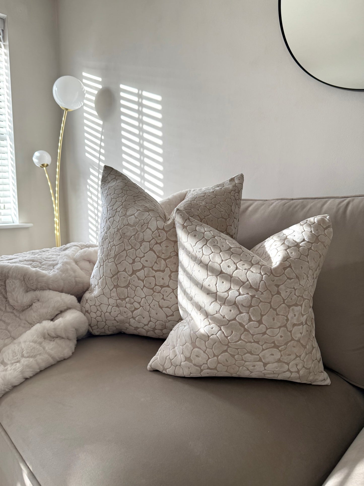 Spot On Ivory Cushion 16”
