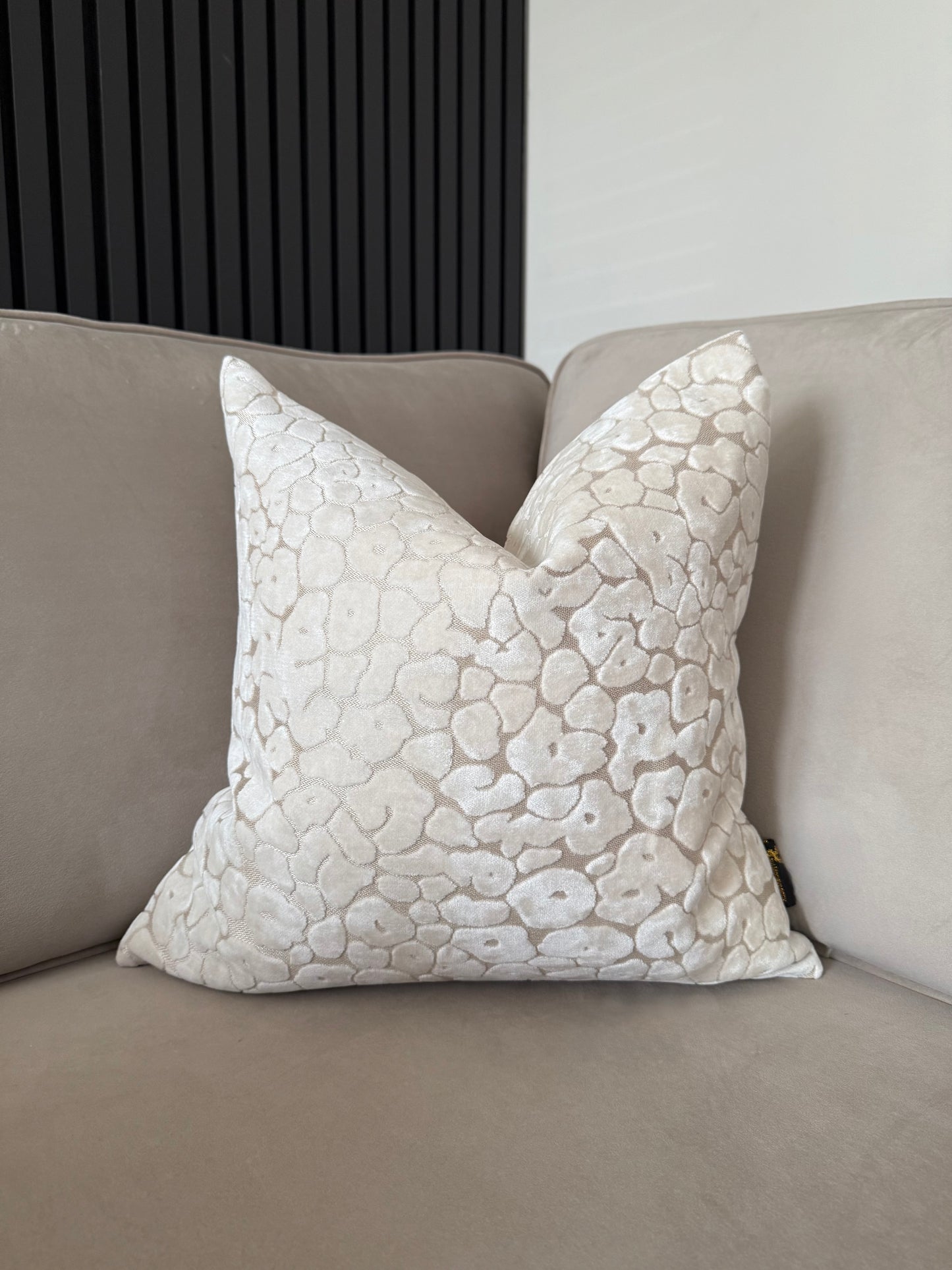 Spot On Ivory Cushion 16”