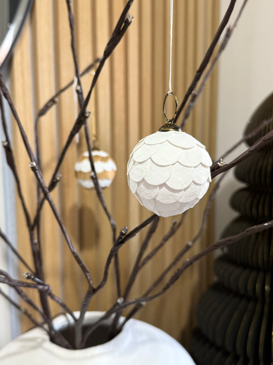 White Paper Scallop Hanging Bauble 5cm