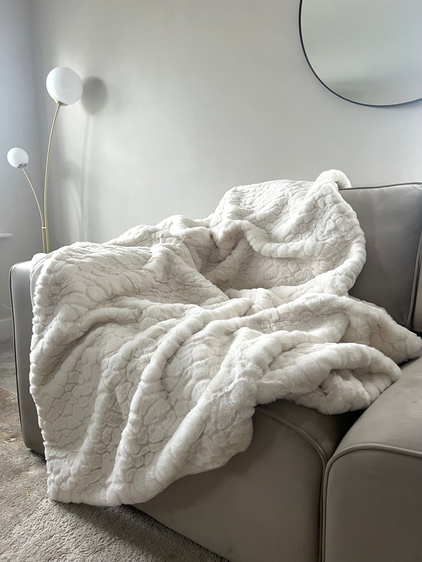 Camberwell Ivory Luxury Faux Fur Throw