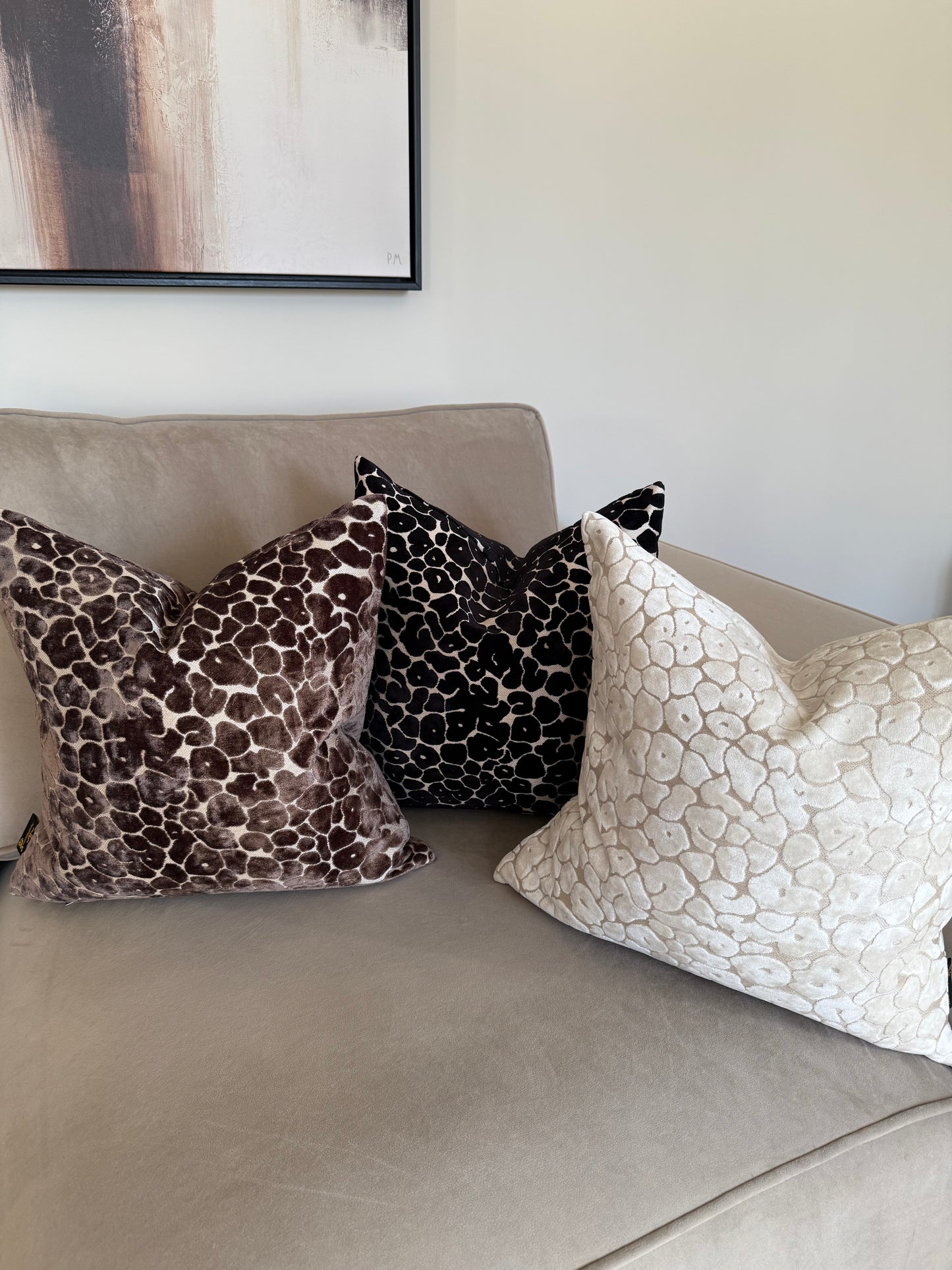 Spot On Black Cushion 16”