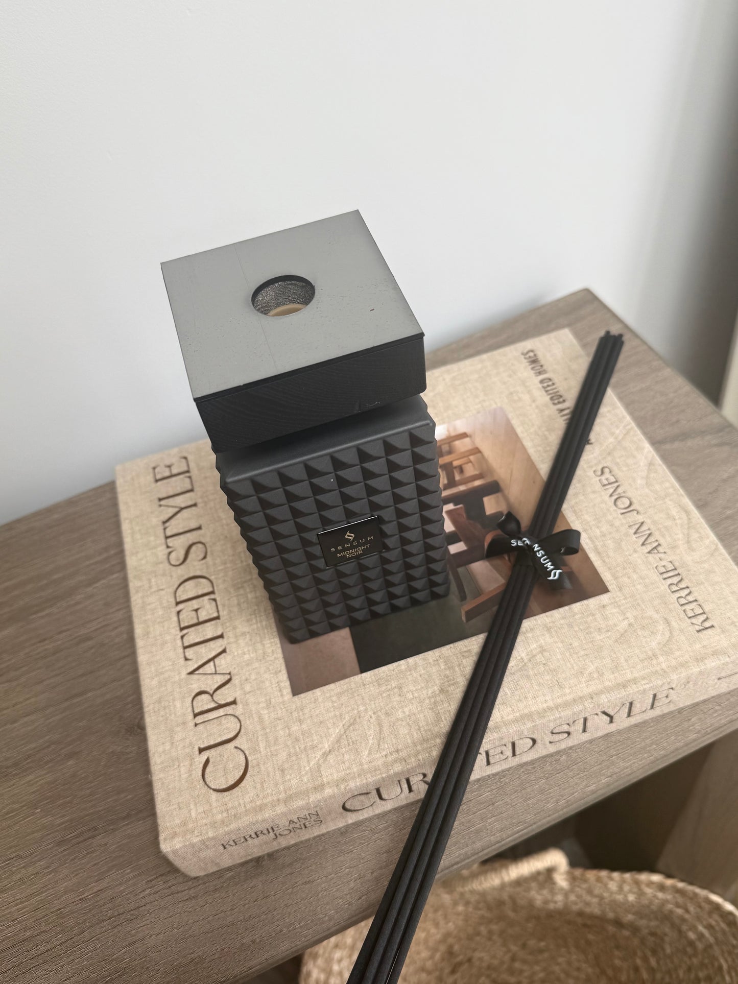 Sensum Scents Midnight Noir 500ml Reed Diffuser