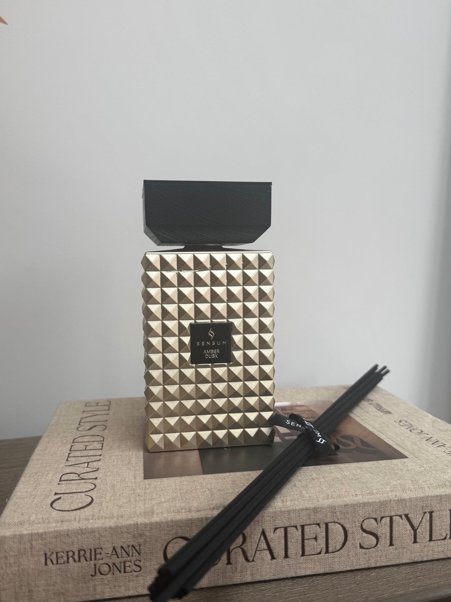 Sensum Scents Amber Dusk 500ml Reed Diffuser