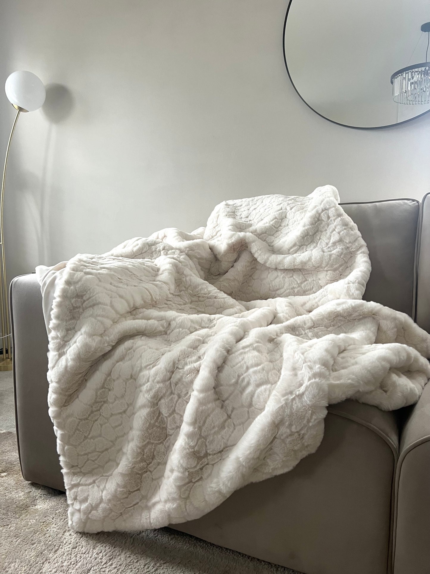 Camberwell Ivory Luxury Faux Fur Throw