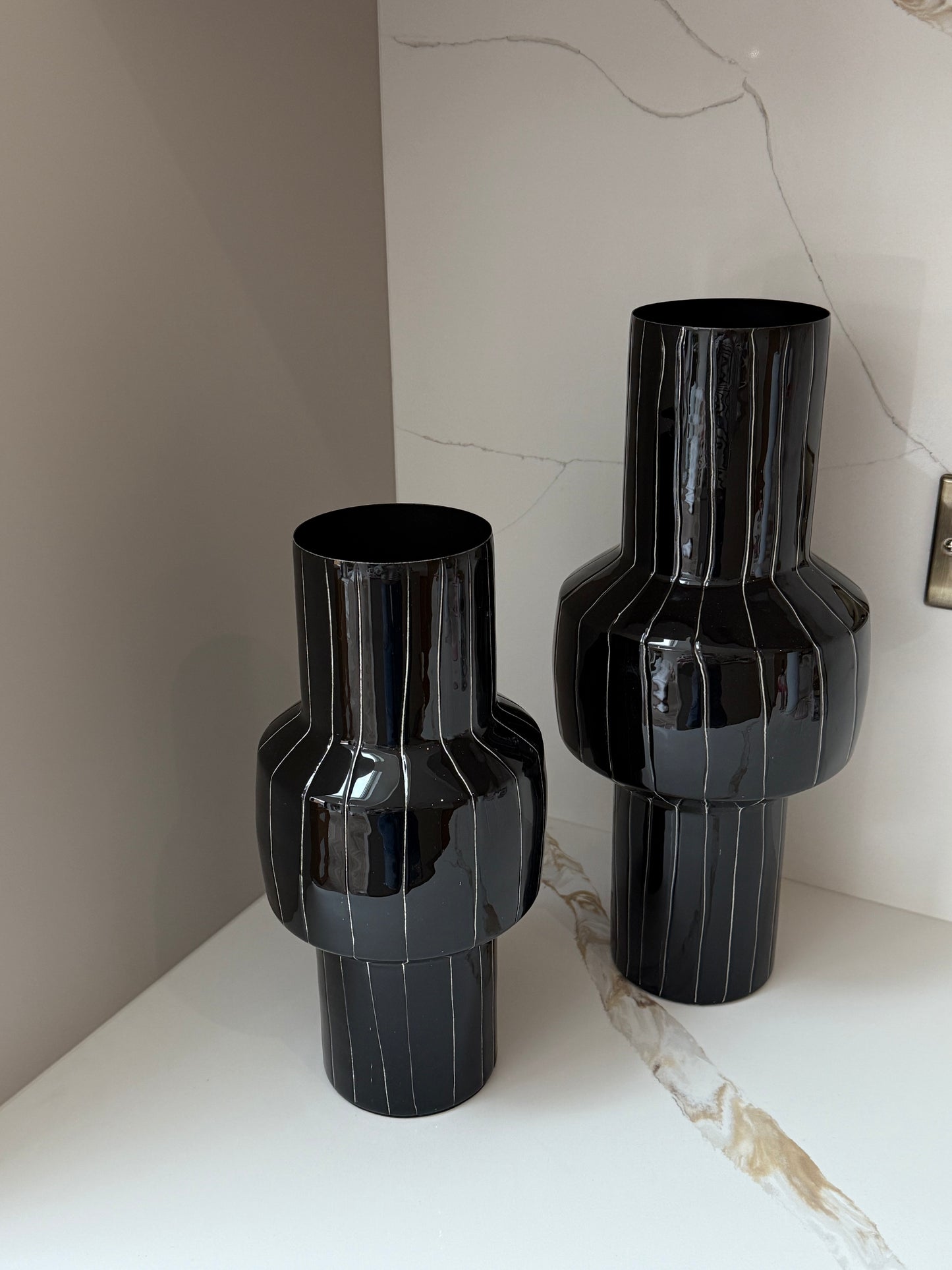 SENUMA Stripy Black & White Vase