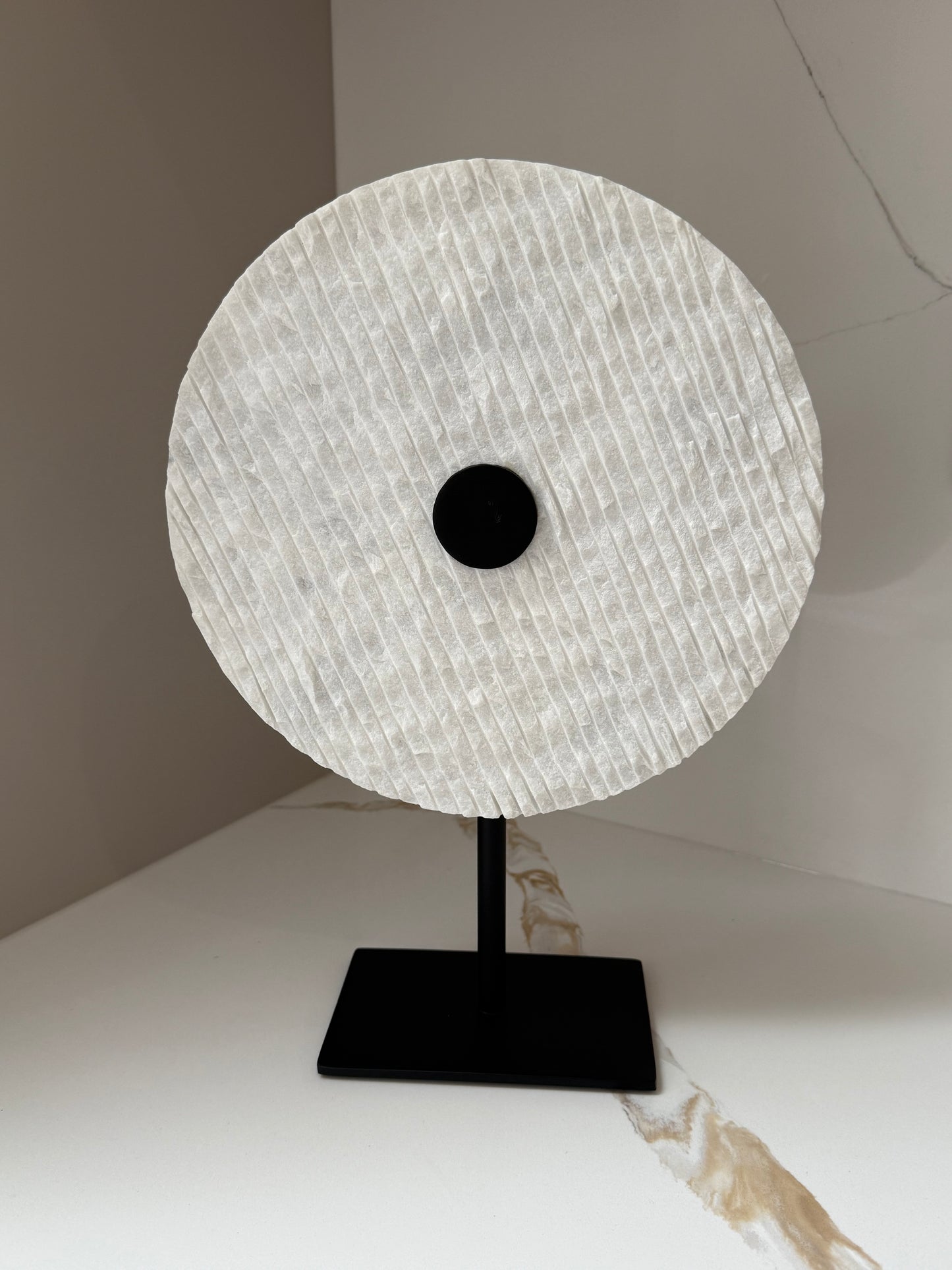 YFKE White Marble & Black Sculpture