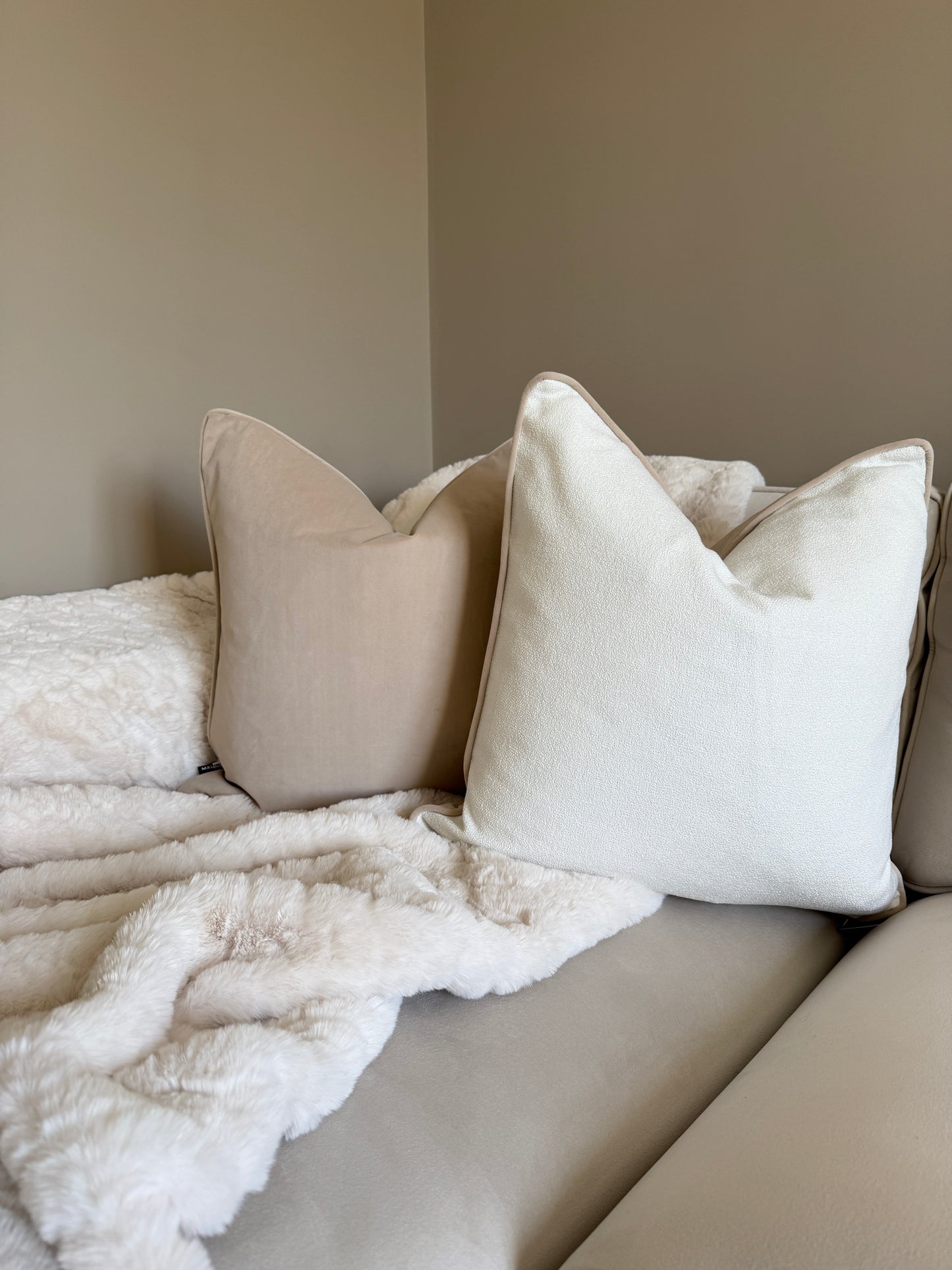 Kivo Large Natural Cushion