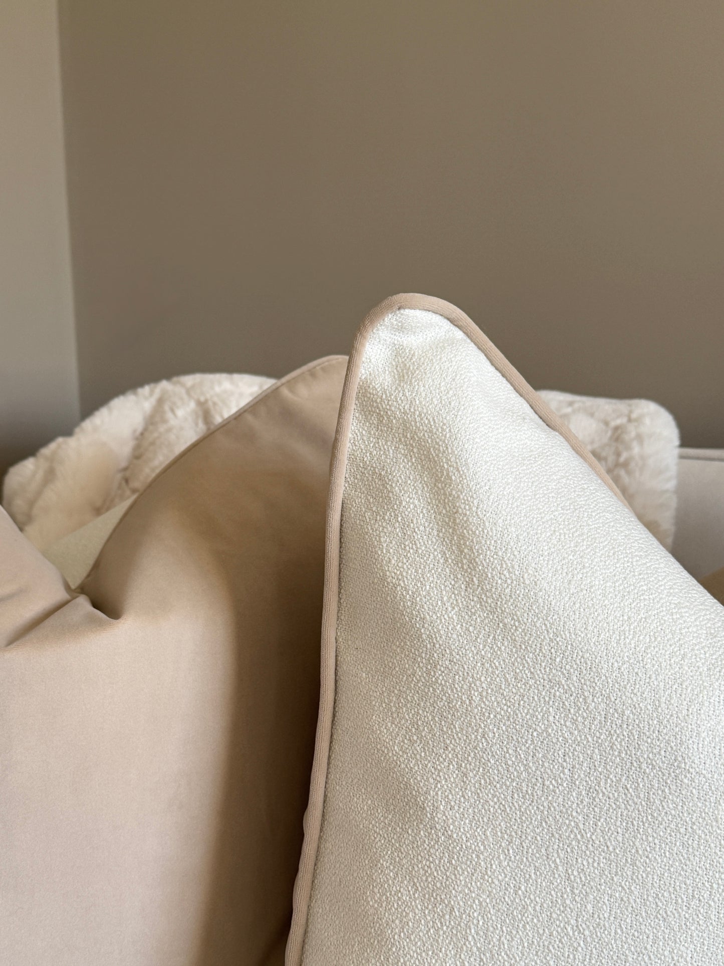 Kivo Large Natural Cushion