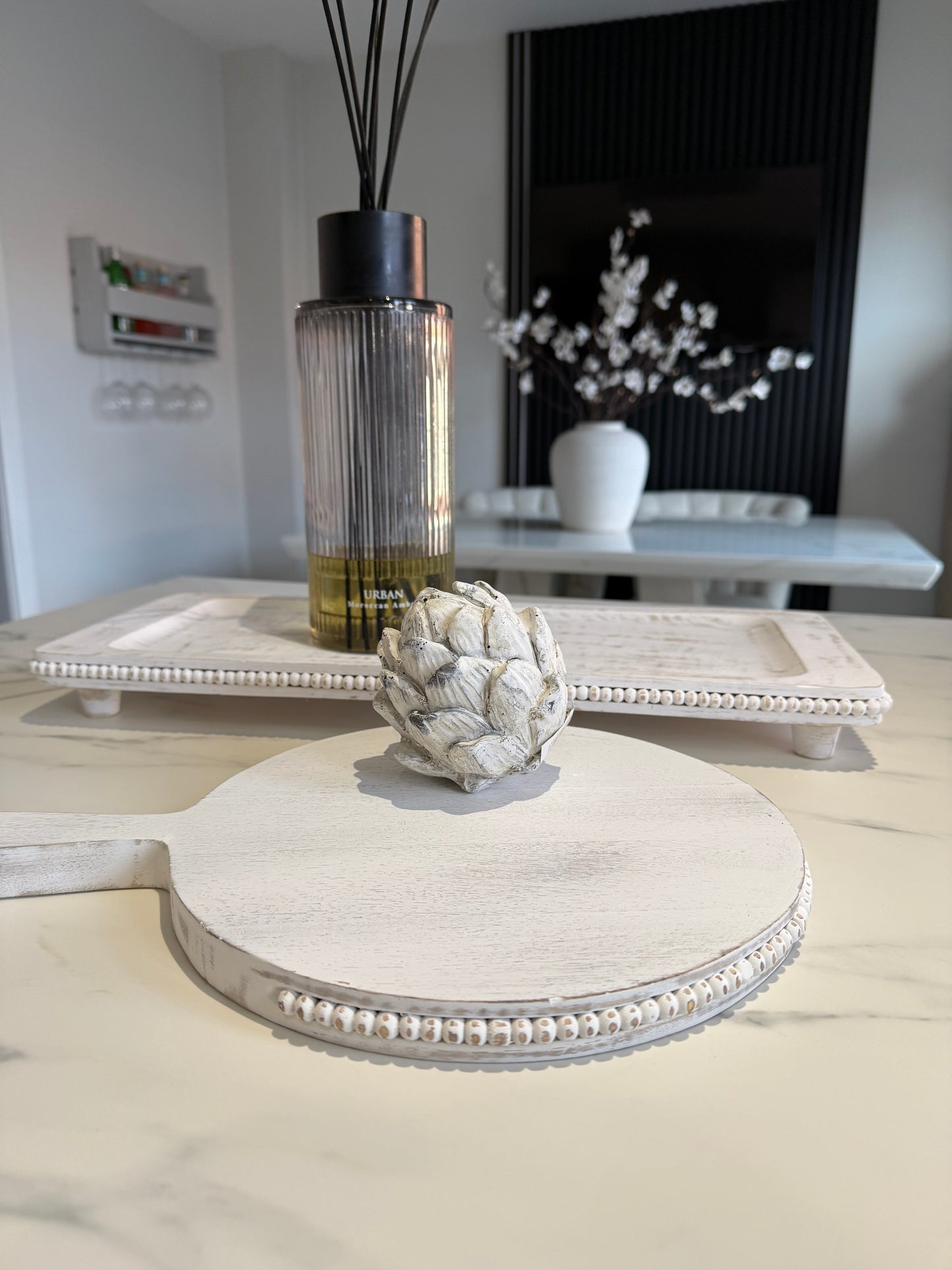 Round Mango Wood Beaded Chopping Board