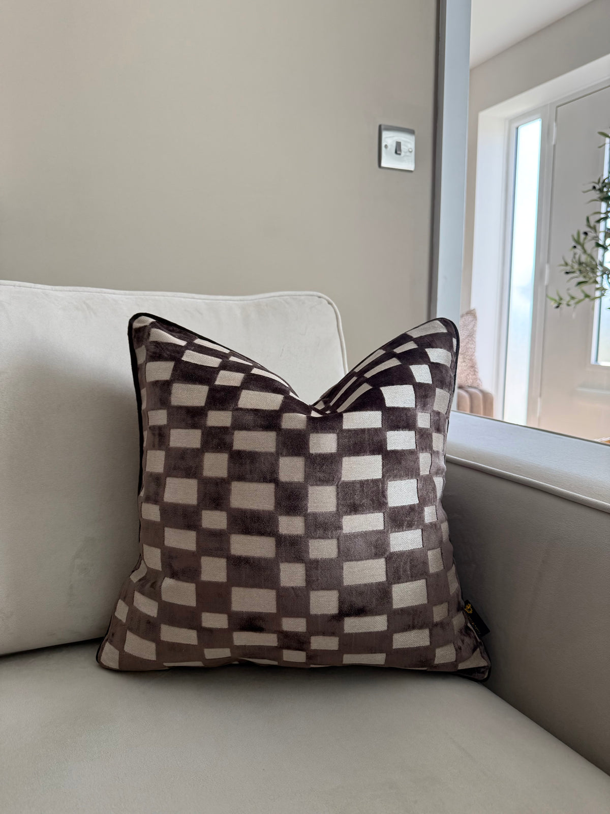 PM Modblock Chocolate Cushion