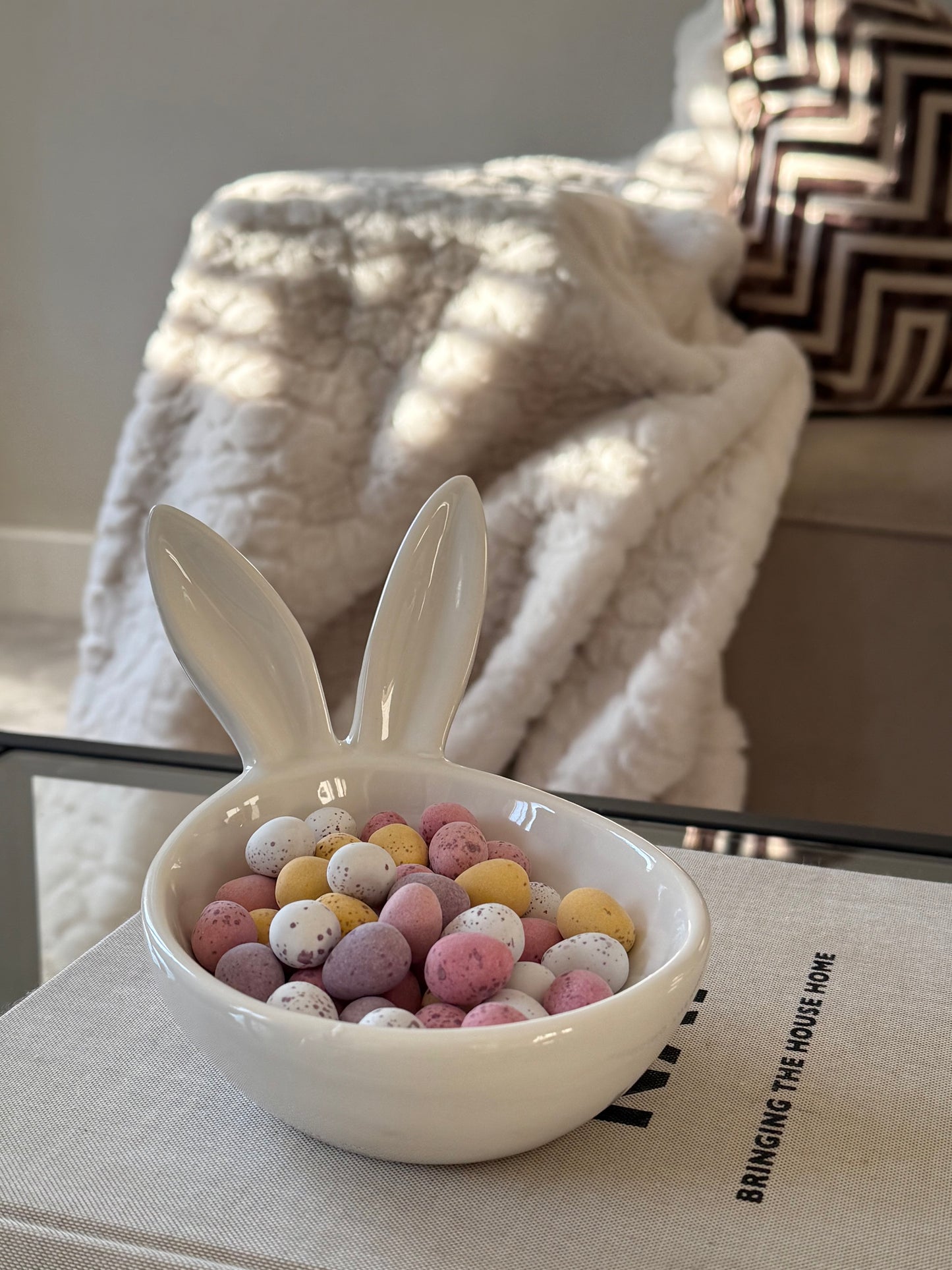 White Bunny Dish 18.5cm