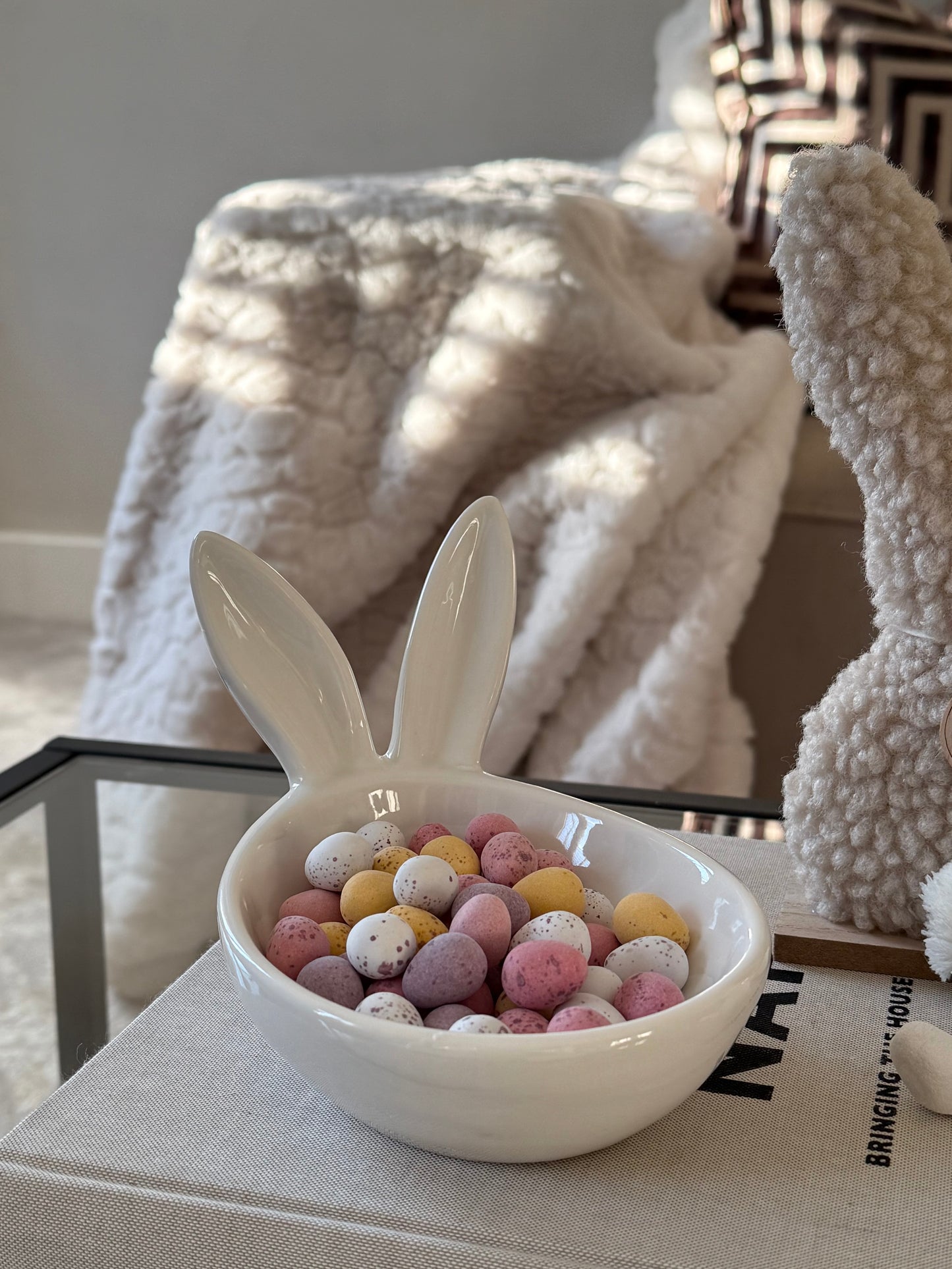 White Bunny Dish 18.5cm