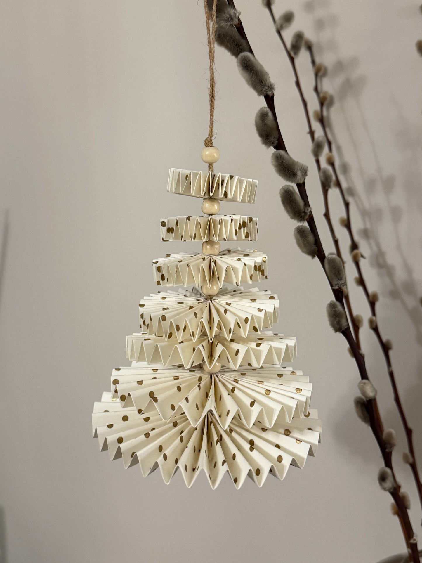 Paper Fan Hanging Tree Ornament White & Gold