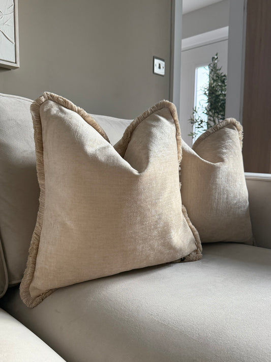 PM Curtain Call Neutral Cushion