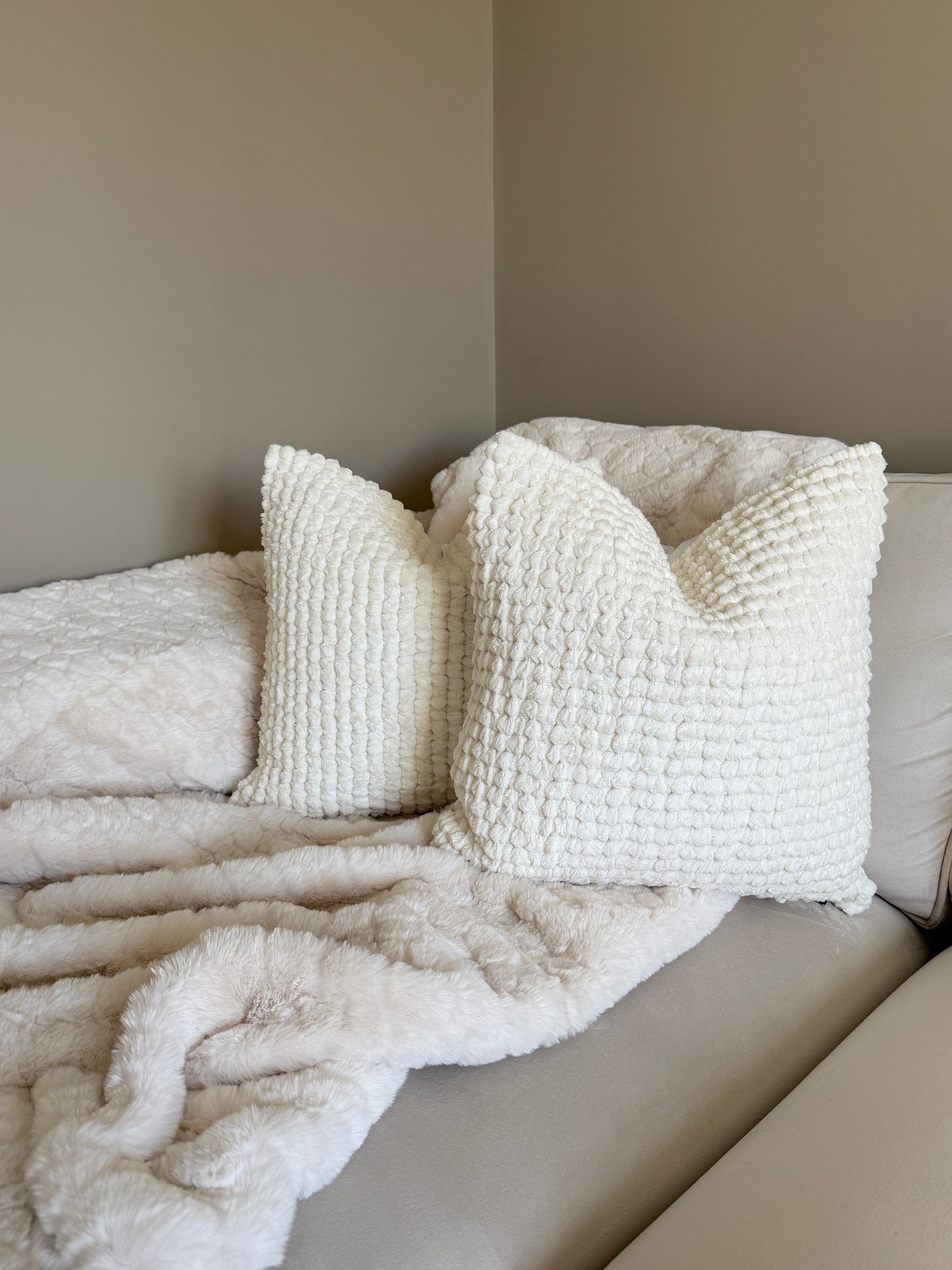 Tuffra Ivory Soft Bobble Cushion