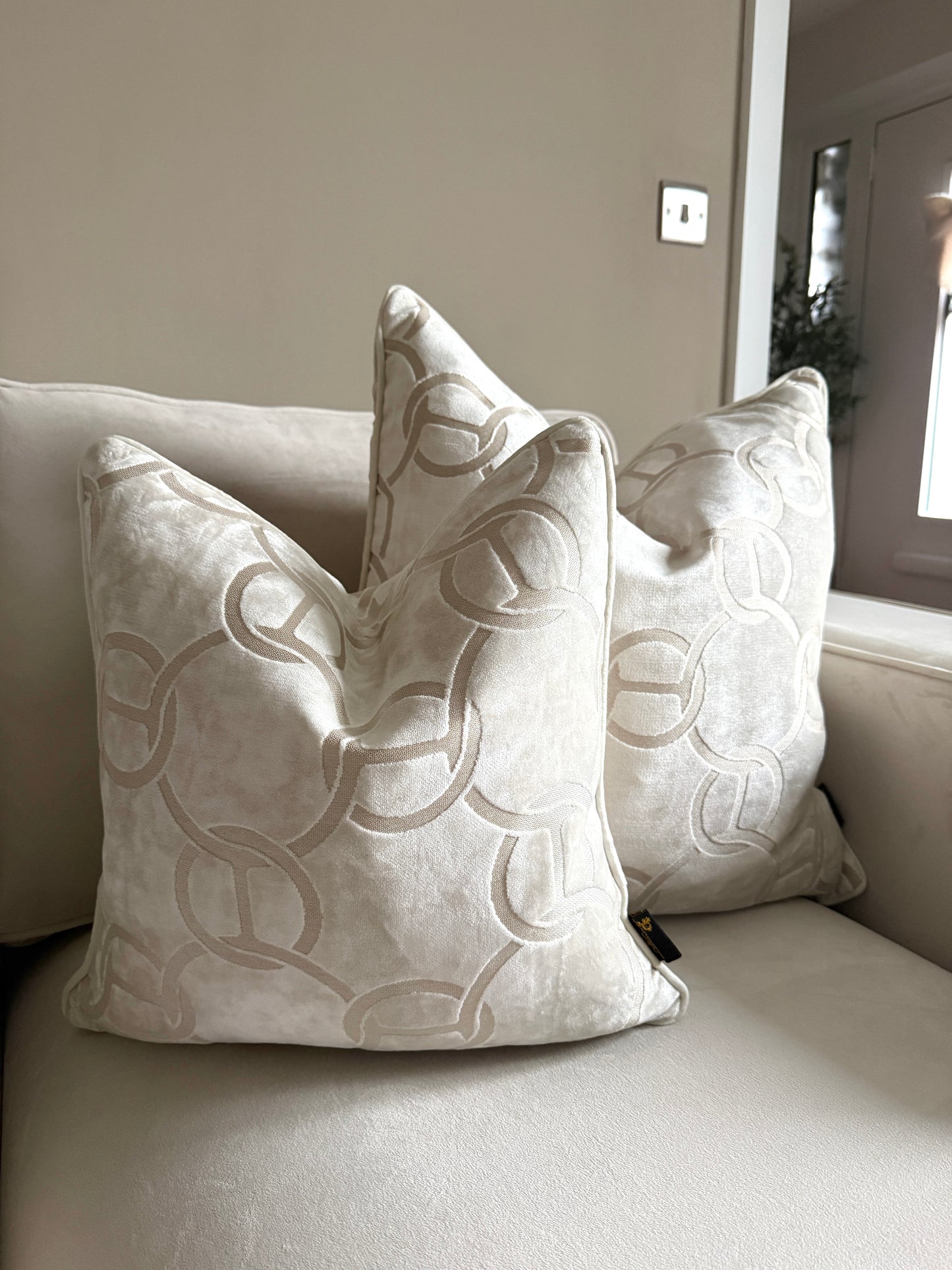 Hook Up Ivory Cushion 16”
