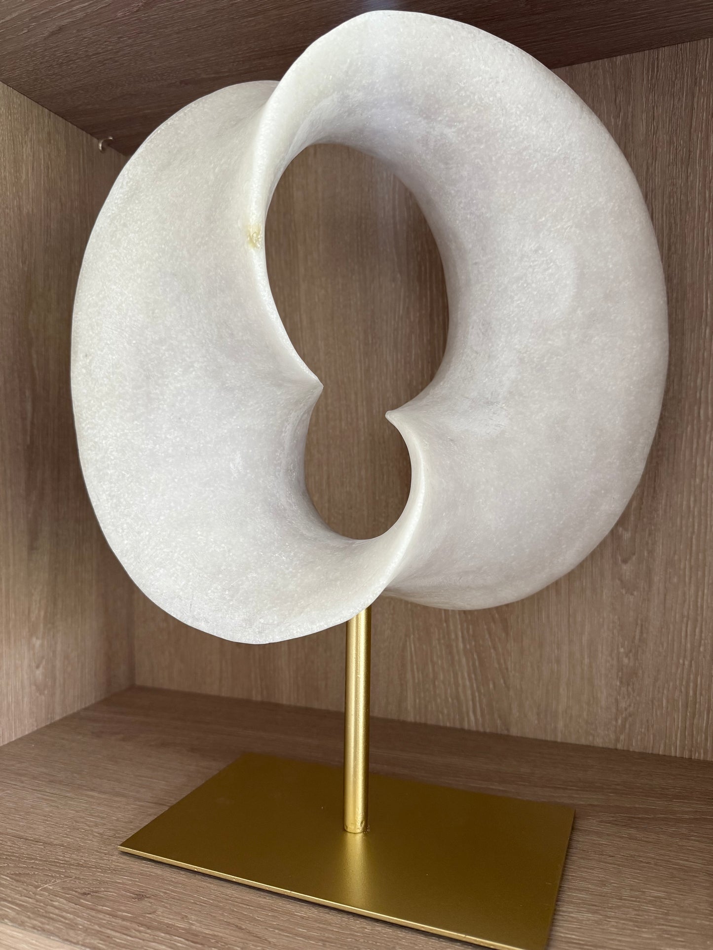 VODICE Cream & Antique Bronze Ornament On Base