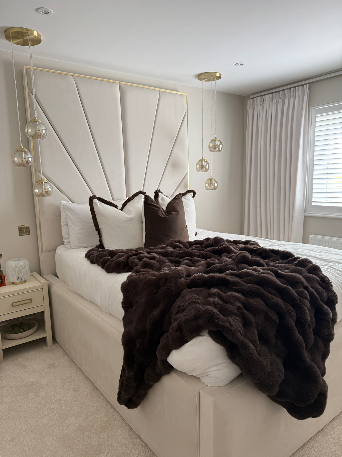 Raffles Chocolate Faux Fur Throw