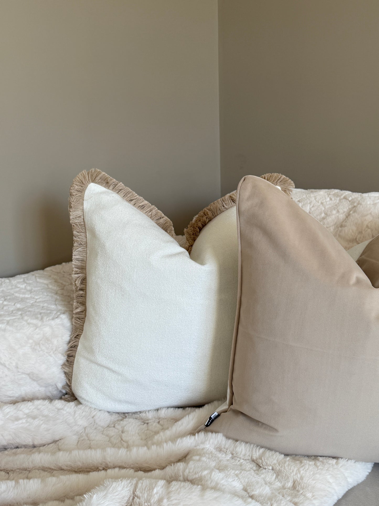 Kivo Large Natural Cushion